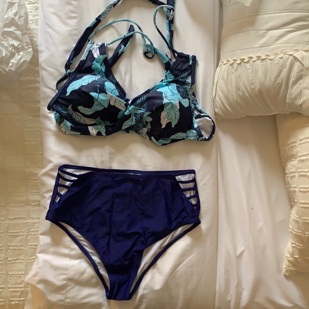 Bathing suit